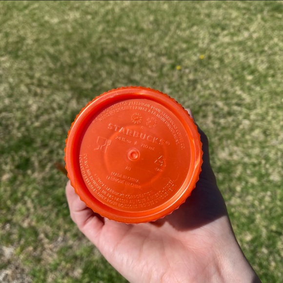 Halloween’22 Starbucks Cup - Picture 5 of 8